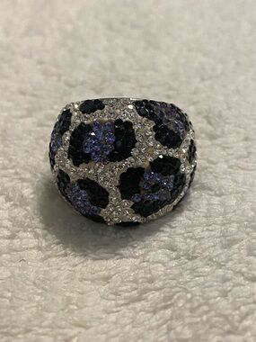 Sterling silver 925 Crystal Leopard Print Dome Ring in Purple and Black